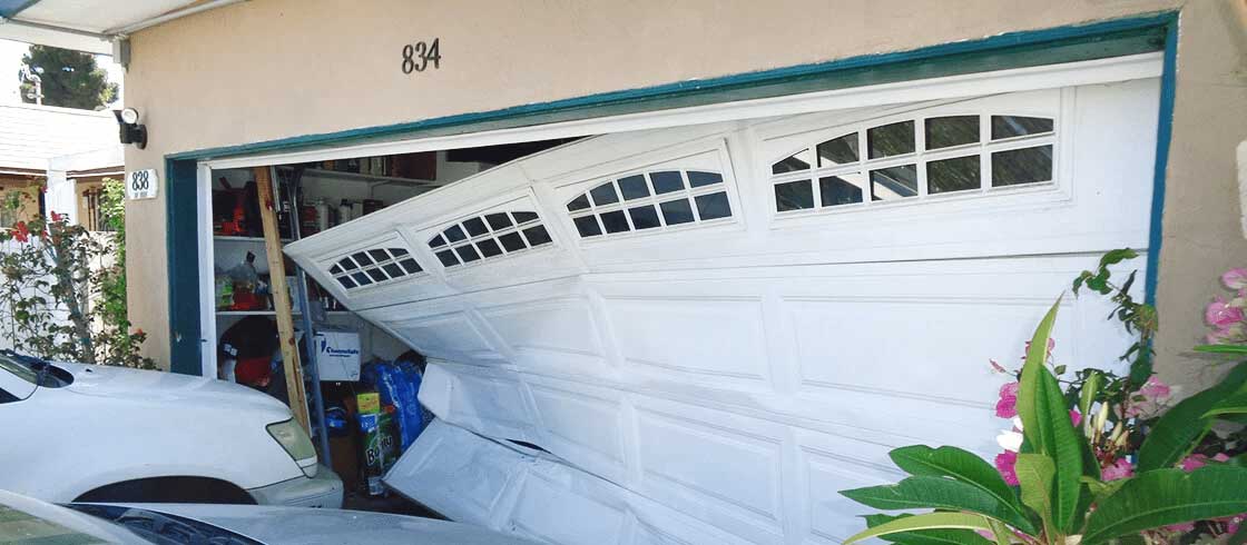 1 Garage Door Installation Parts And Repair Service In Phoenix With Over 1 370 5 Star Reviews